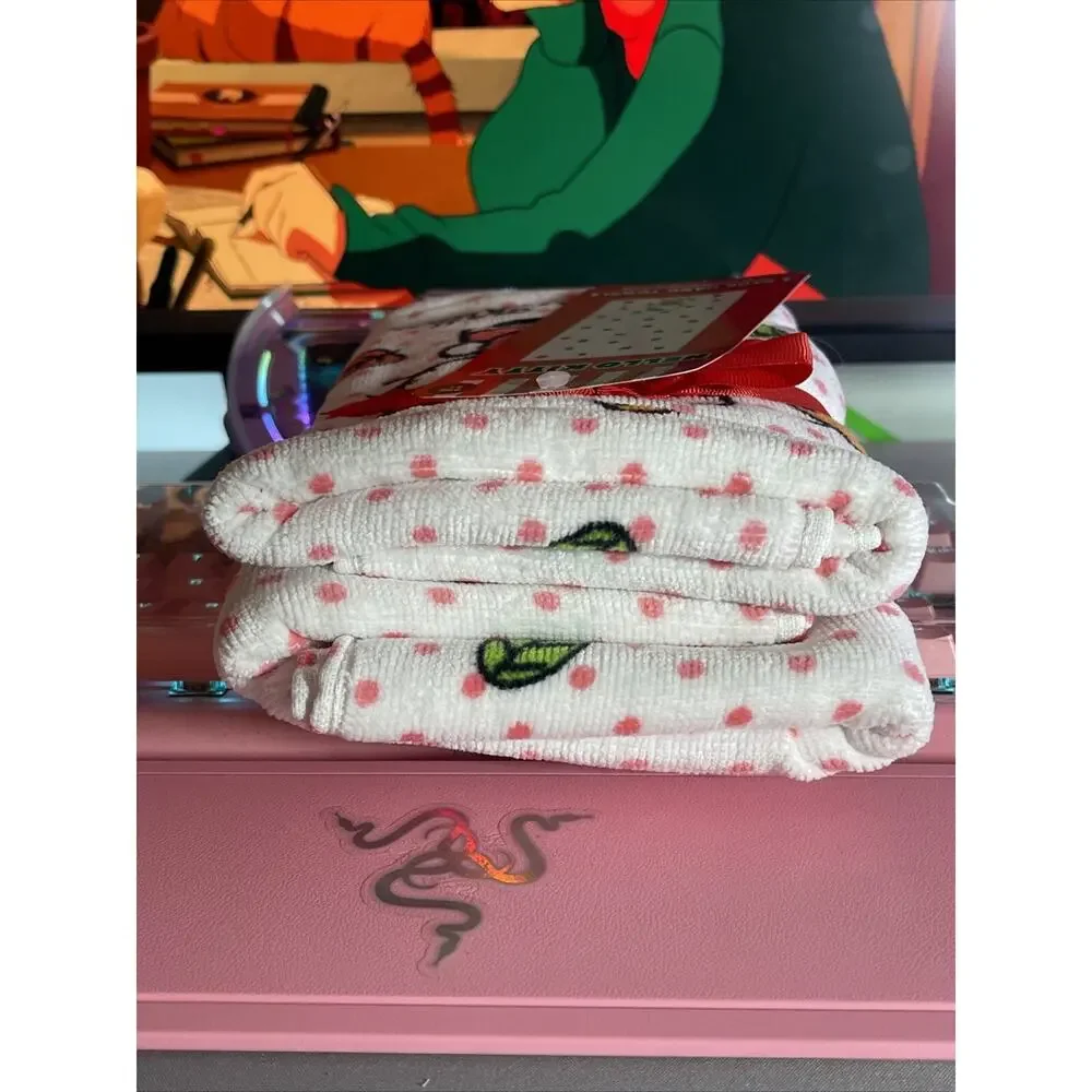 Hello Kitty Thanksgiving Hand Towels Dots Leaves Fall Autumn 2024 Sanrio 2 Pack